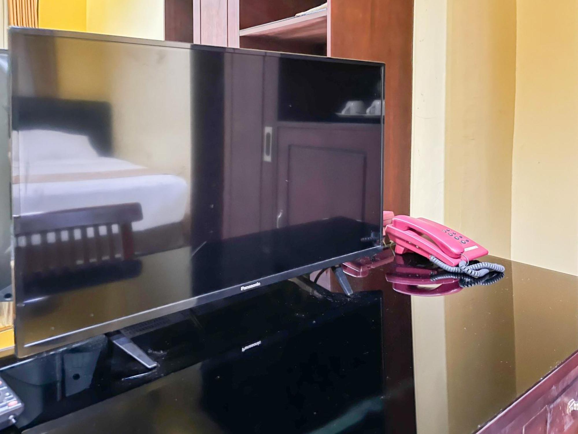 Kartika Hotel Syariah Pacitan Mitra Reddoorz Extérieur photo